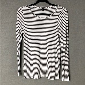 Striped long sleeve shirt